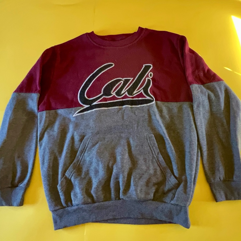 CALI MAROON AND GRAY CREWNECK